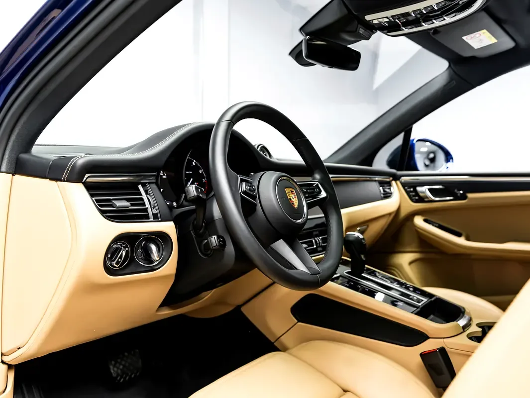 Porsche Macan 2.0 AMT 4WD (265 hp) - 11