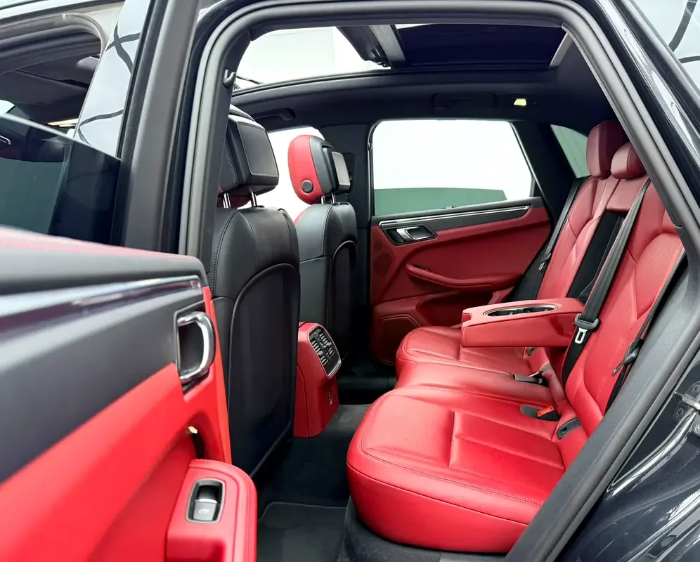 Porsche Macan 2.0 AMT 4WD (265 hp) - 17