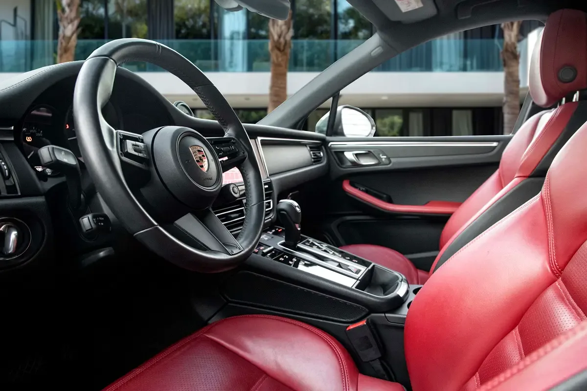 Porsche Macan 2.0 AMT 4WD (265 hp) - 9