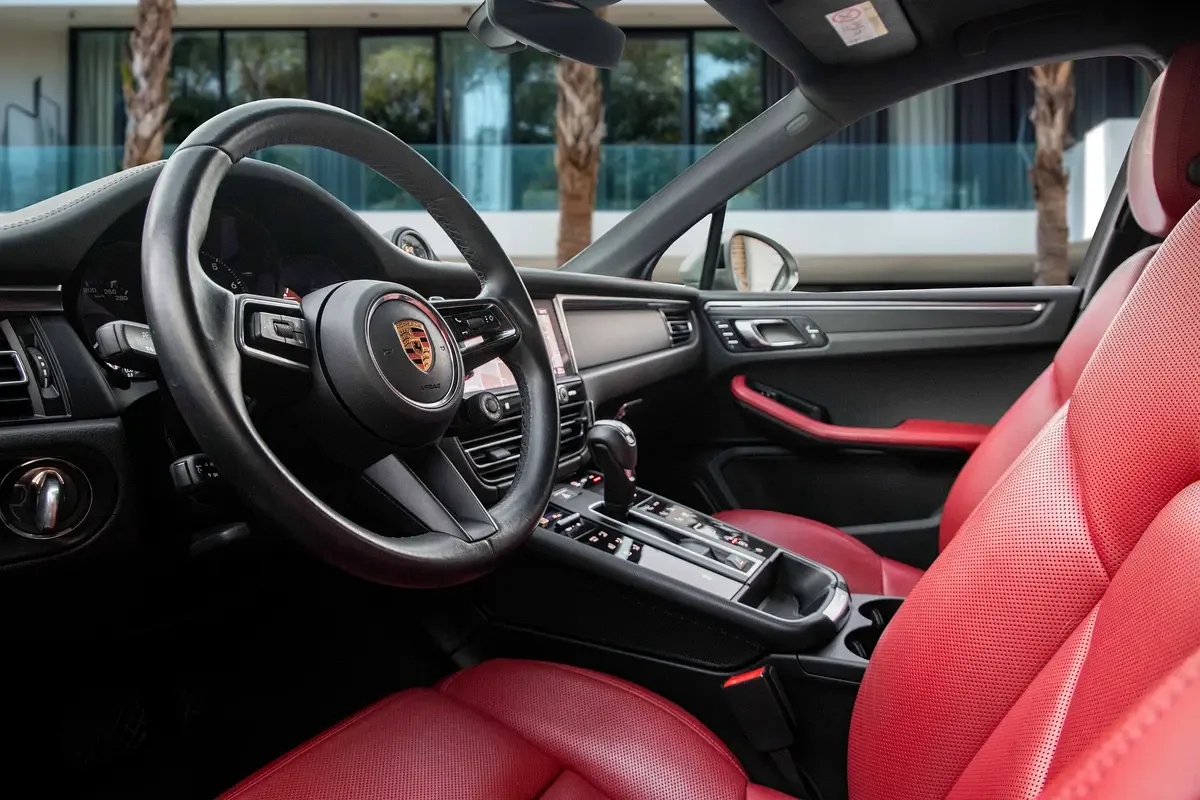 Porsche Macan 2.0 AMT 4WD (265 حصان) - 9