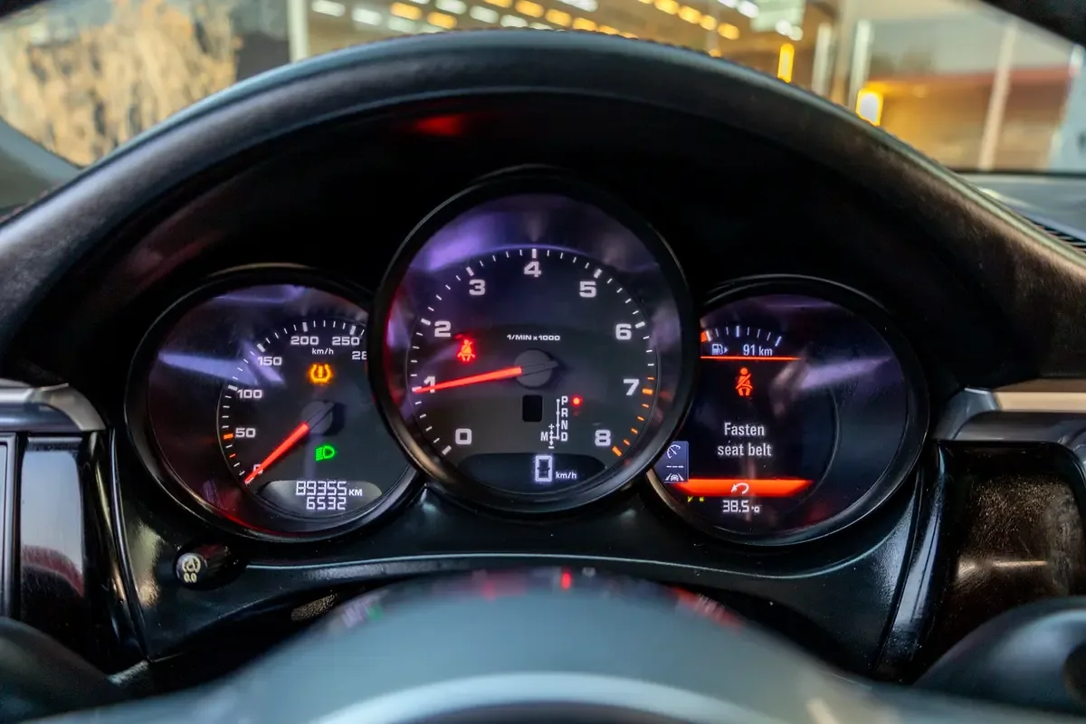 Porsche Macan 2.0 PDK AWD (252 hp) - 16