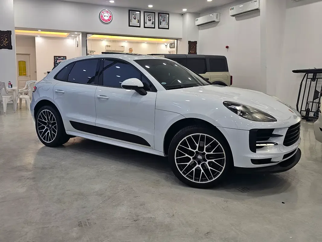 Porsche Macan 2.0 PDK AWD (252 hp)