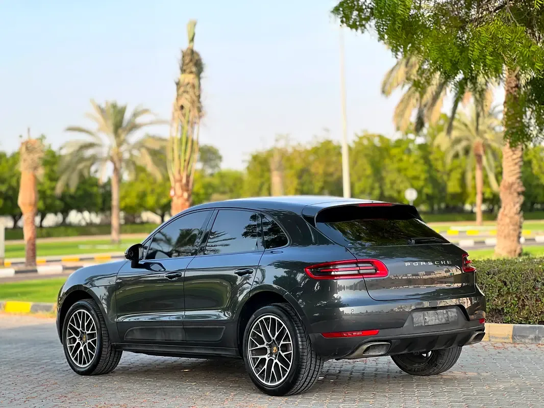 Porsche Macan 2.0 PDK AWD (252 حصان) - 17