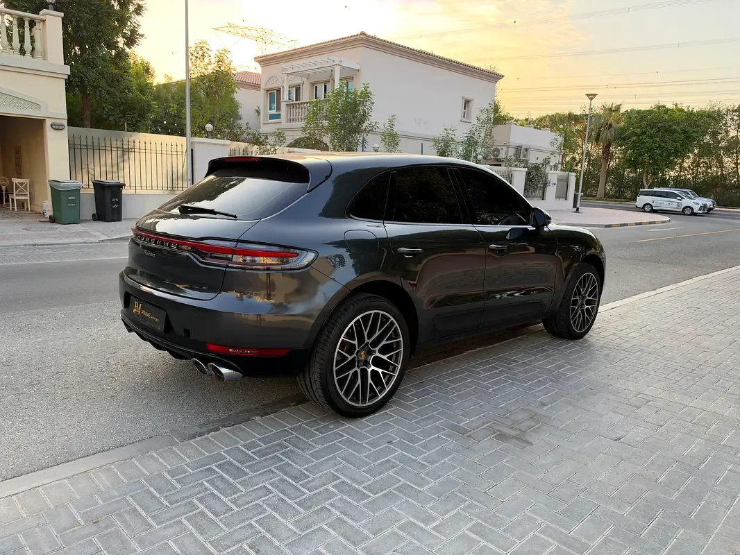 Porsche Macan 2.0 PDK AWD (252 حصان) - 12