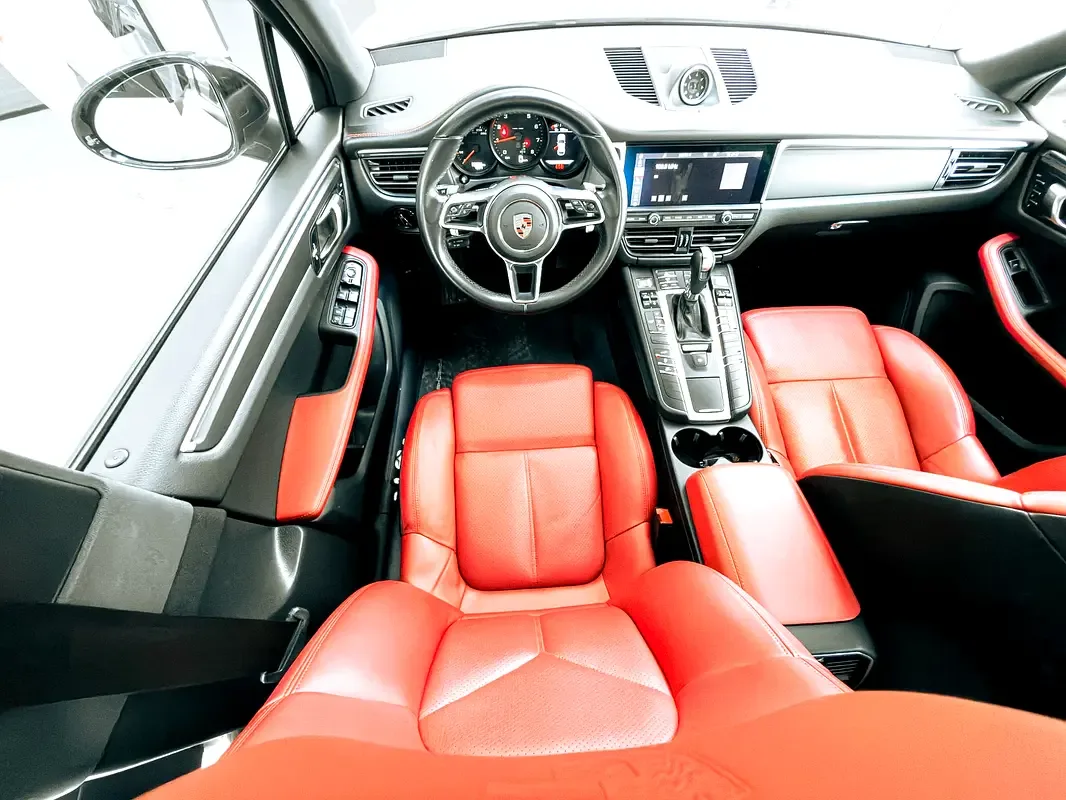 Porsche Macan 2.0 PDK AWD (252 حصان) - 9