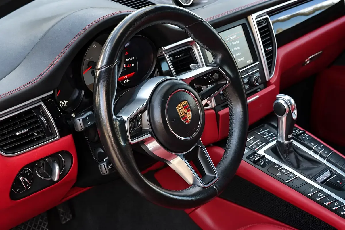 Porsche Macan GTS 3.0 PDK AWD (360 حصان) - 14