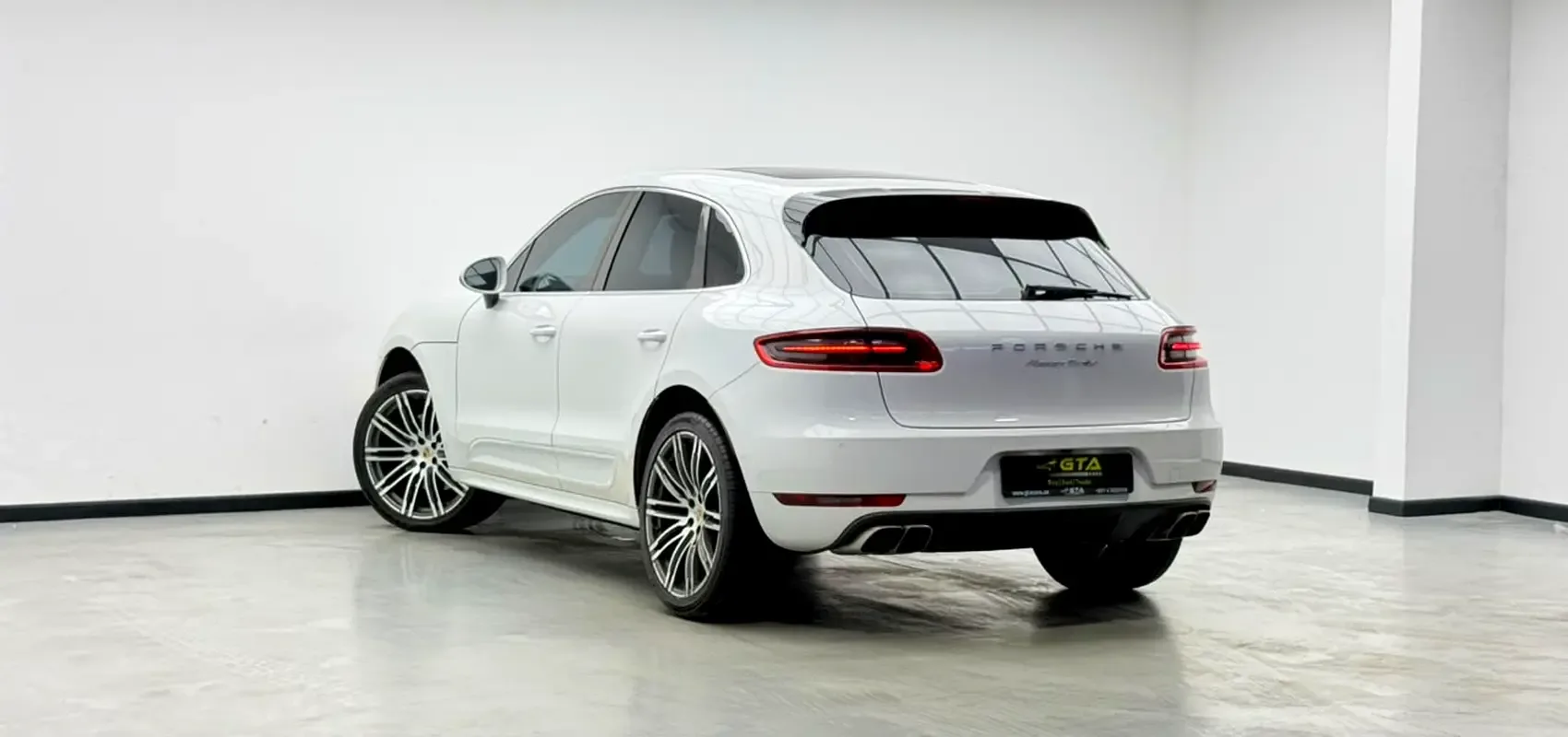 Porsche Macan Turbo 3.6 PDK AWD (400 hp) - 4