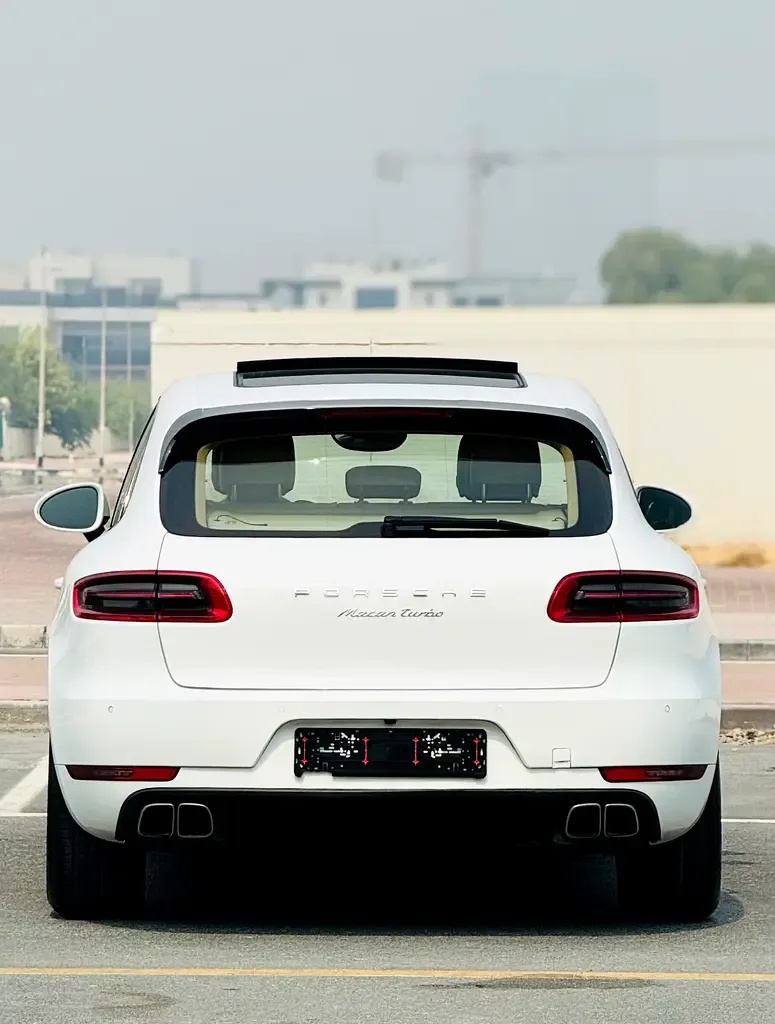 Porsche Macan Turbo 3.6 PDK AWD (400 hp) - 8