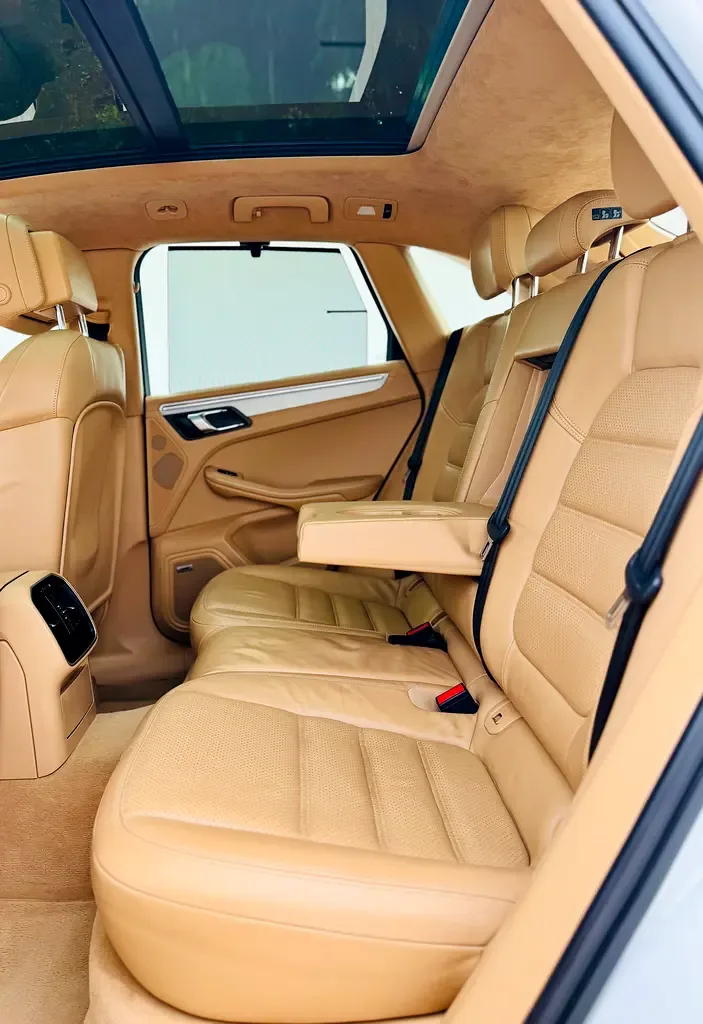 Porsche Macan Turbo 3.6 PDK AWD (400 hp) - 11