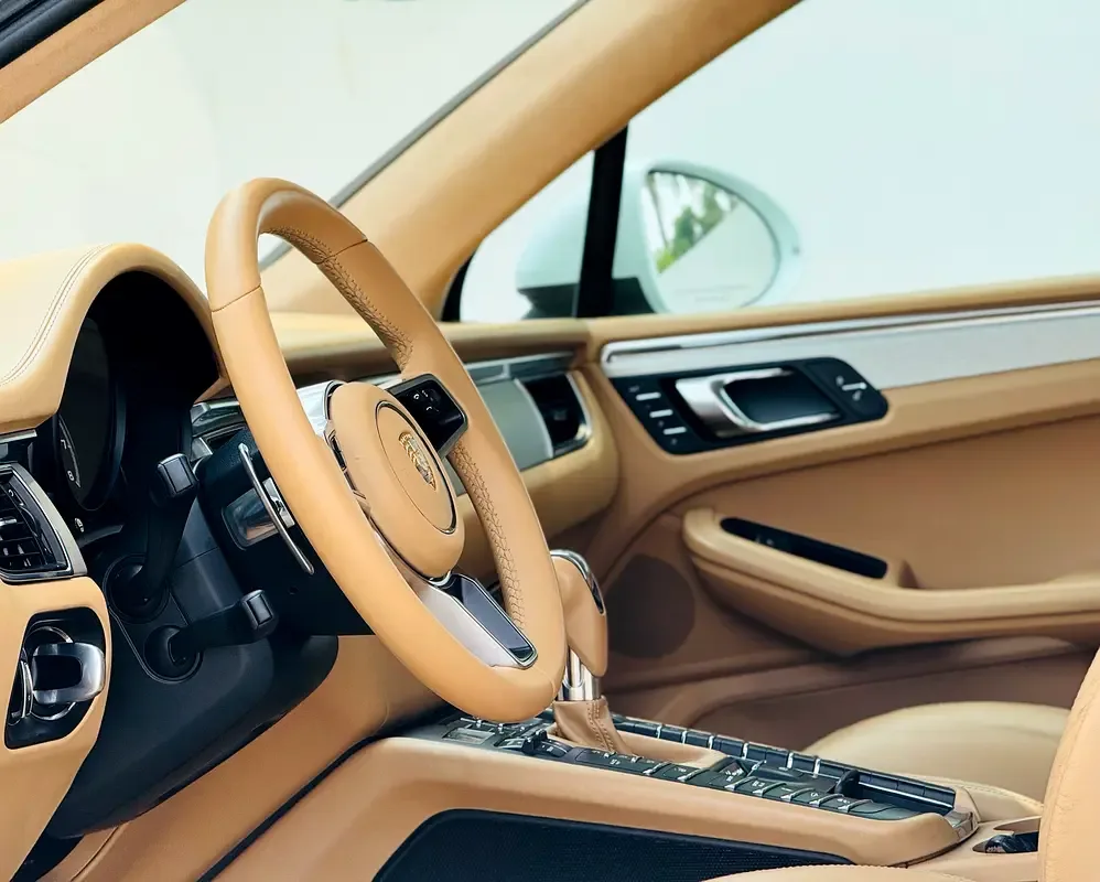 Porsche Macan Turbo 3.6 PDK AWD (400 hp) - 16