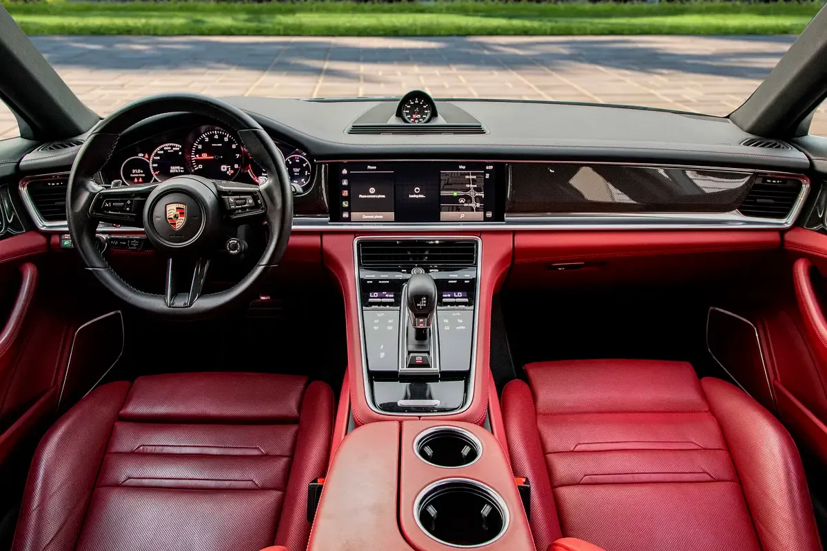 Porsche Panamera 2.9 AMT AWD (450 حصان) - 8
