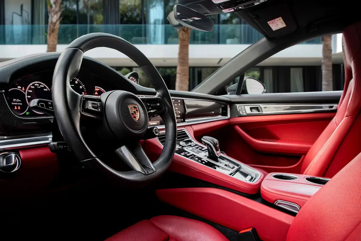 Porsche Panamera 2.9 AMT AWD (450 حصان) - 9