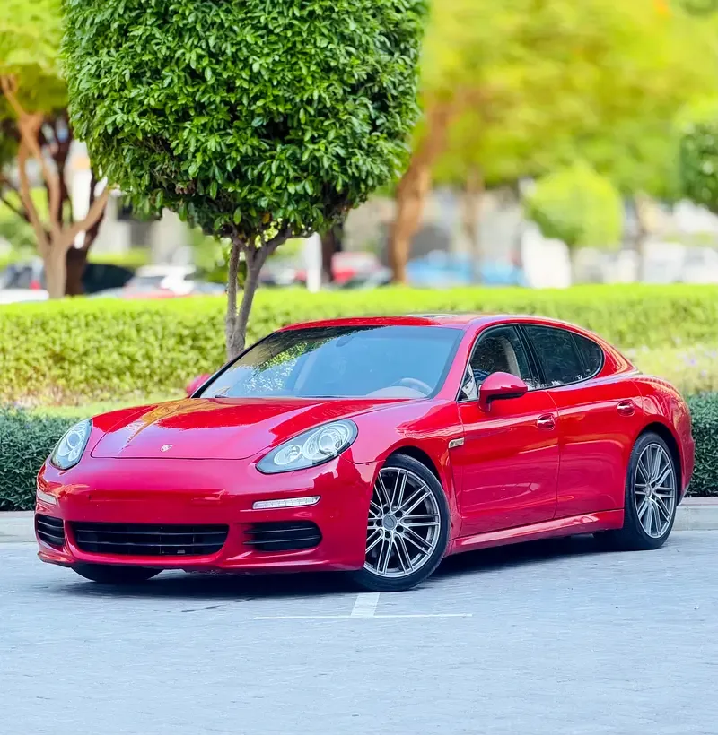 Porsche Panamera 3.6 AMT RWD (310 حصان) - 3