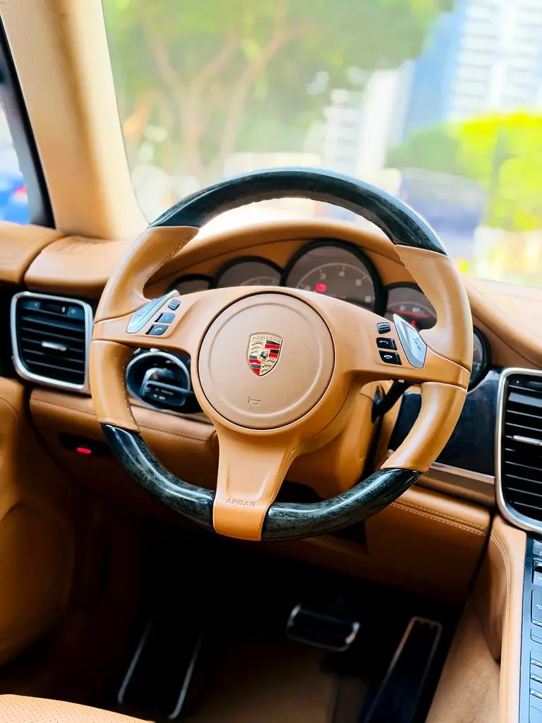 Porsche Panamera 3.6 AMT RWD (310 حصان) - 11