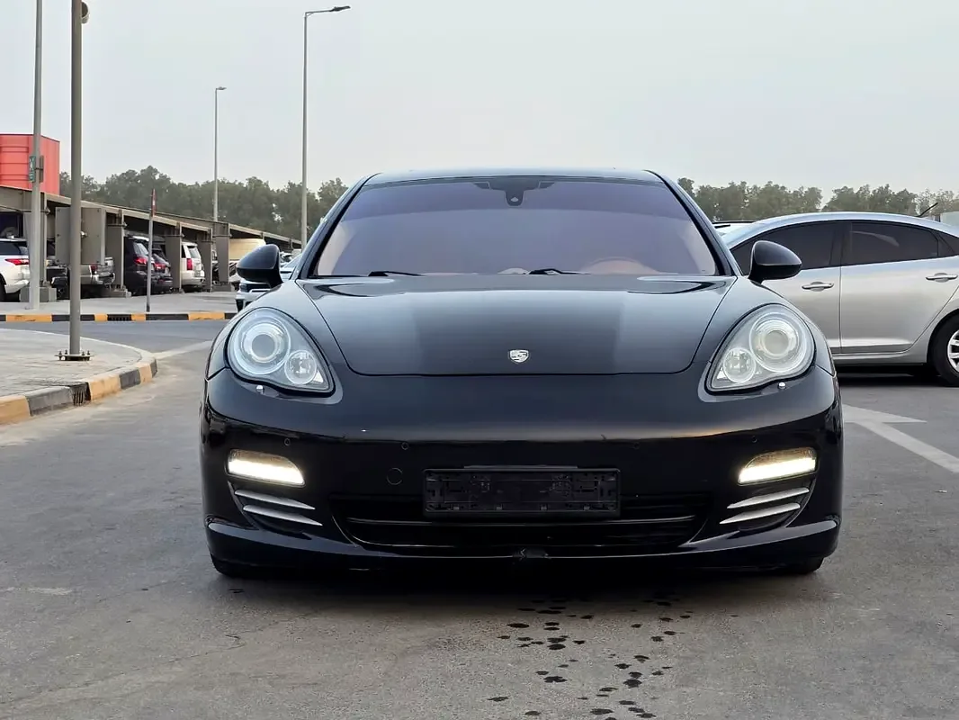 Porsche Panamera 4.8 AMT RWD (400 حصان) - 4