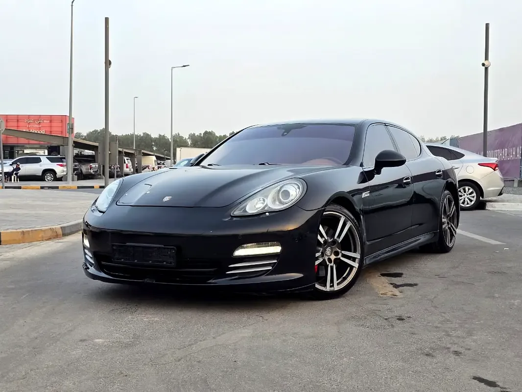 Porsche Panamera 4.8 AMT RWD (400 hp)