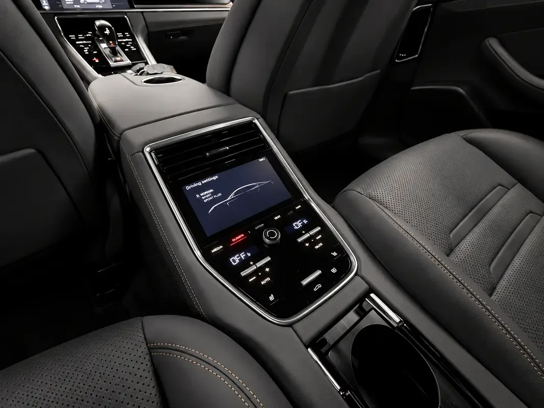 Porsche Panamera 4S 2.9 PDK AWD (440 hp) - 15