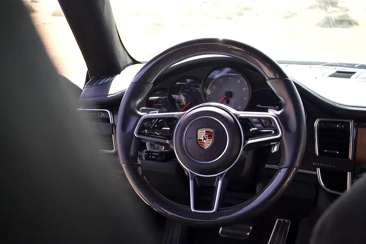 Porsche Panamera 4S 4.8 PDK AWD (400 hp) - 5