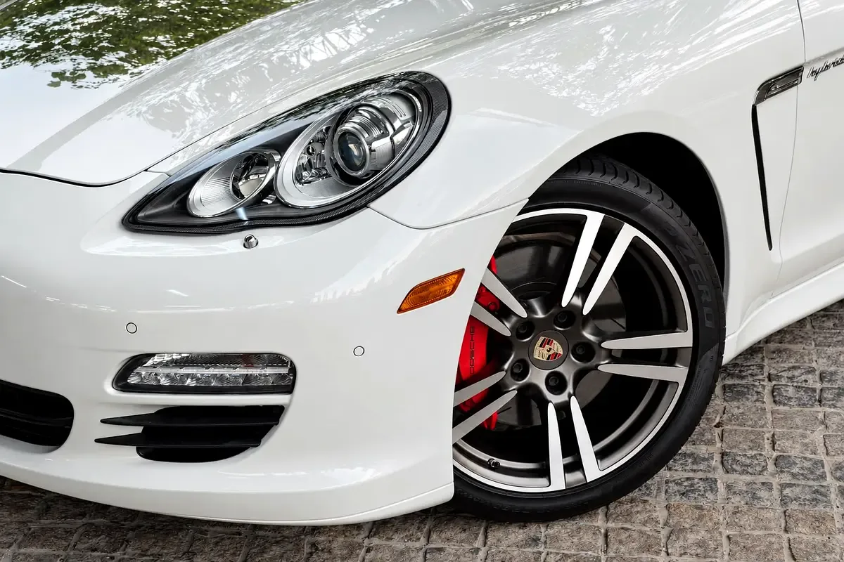 Porsche Panamera S Hybrid 3.0 Tiptronic (380 hp) - 3