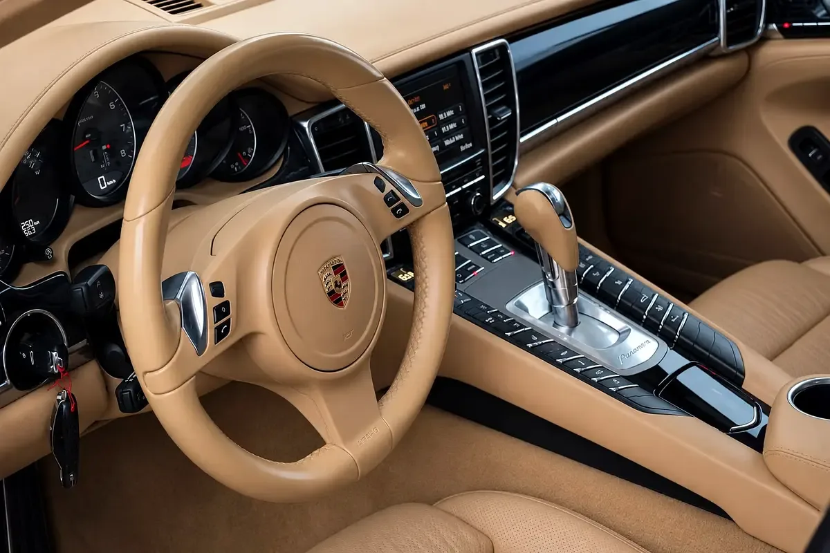 Porsche Panamera S Hybrid 3.0 Tiptronic (380 hp) - 12