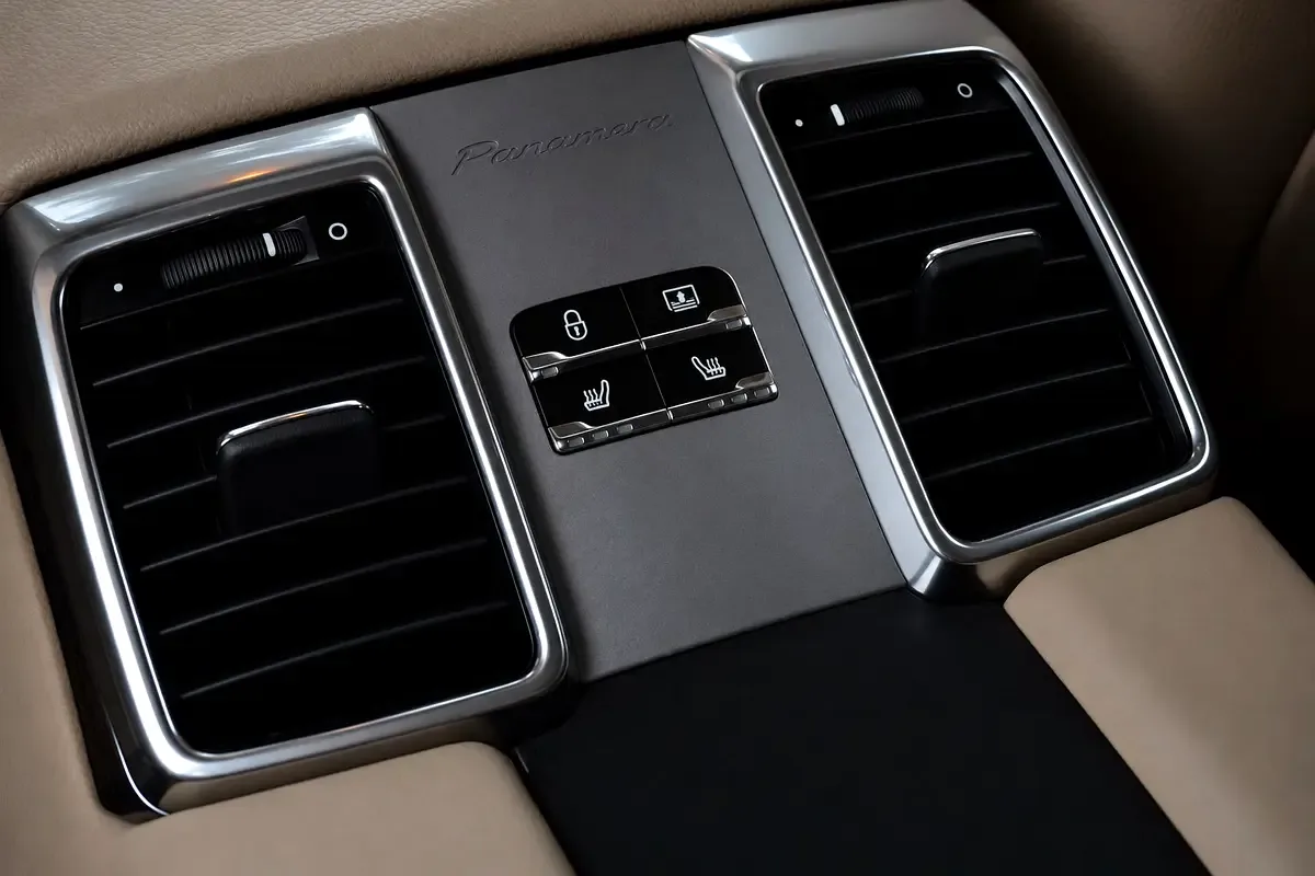 Porsche Panamera S Hybrid 3.0 Tiptronic (380 hp) - 13