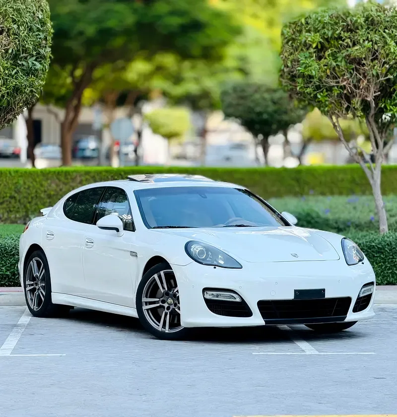 Porsche Panamera Turbo 4.8 PDK AWD (500 حصان) - 3
