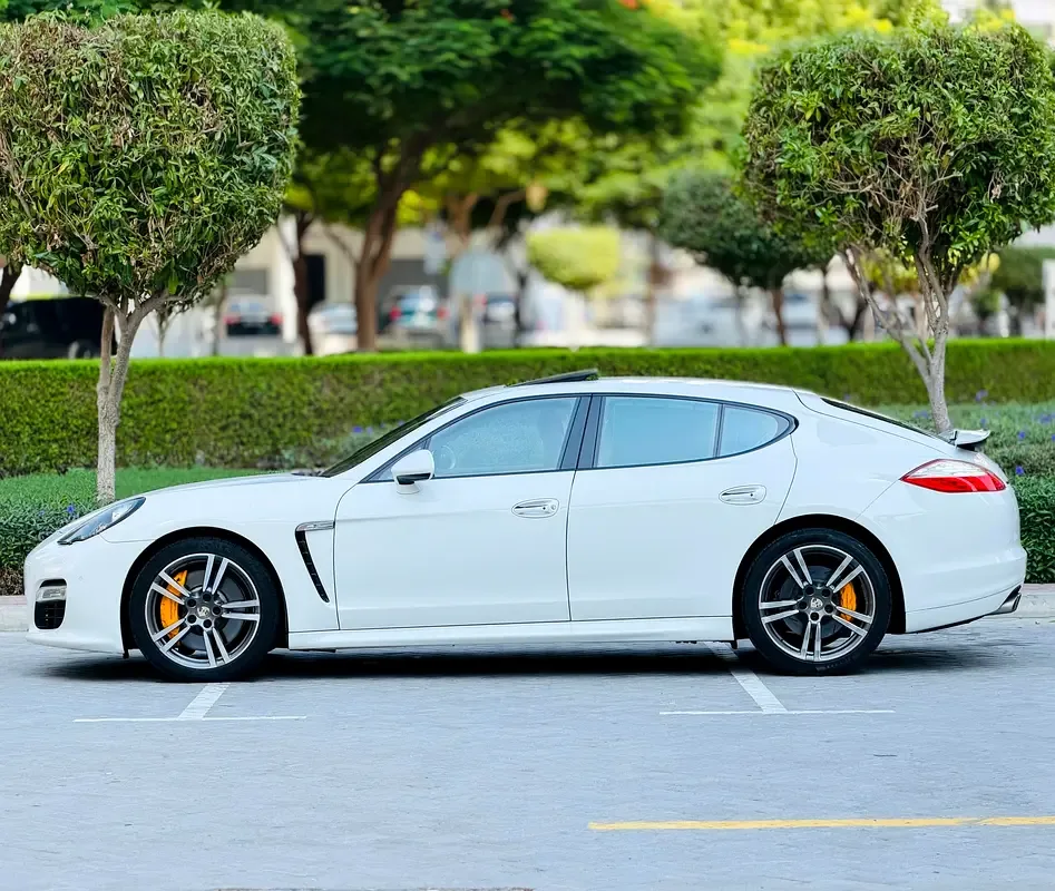 Porsche Panamera Turbo 4.8 PDK AWD (500 حصان) - 8