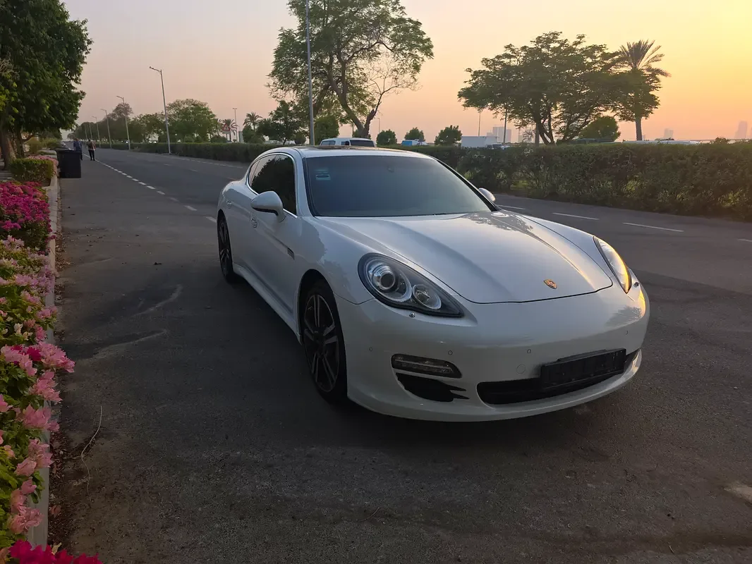 Porsche Panamera Turbo 4.8 PDK AWD (520 حصان) - 7