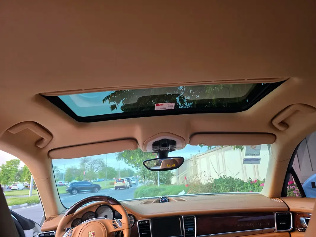 Porsche Panamera Turbo 4.8 PDK AWD (520 حصان) - 17