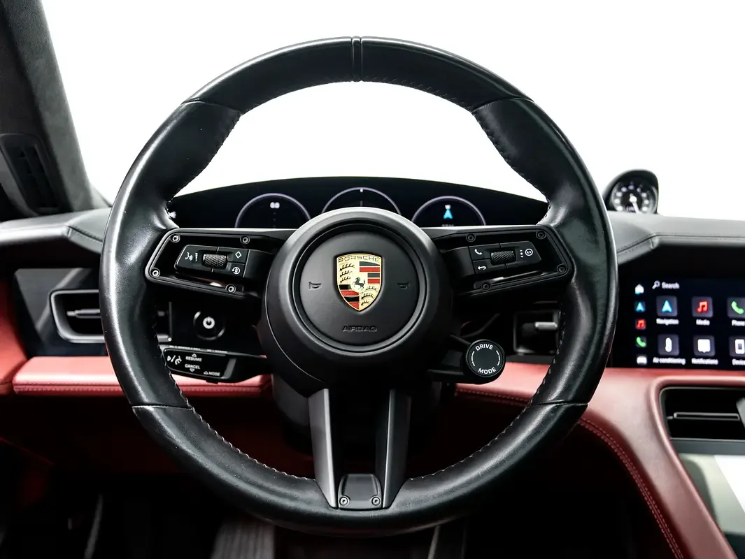 Porsche Taycan AT AWD (571 hp) - 13