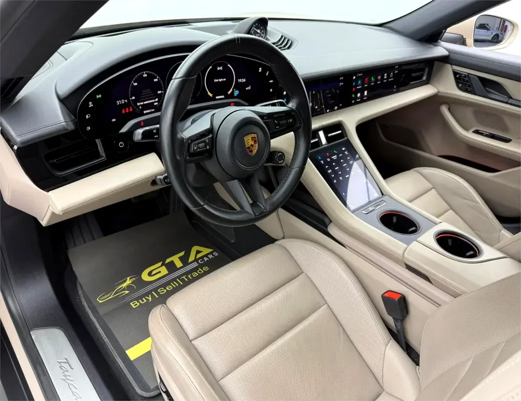 Porsche Taycan AT AWD (571 حصان) - 11