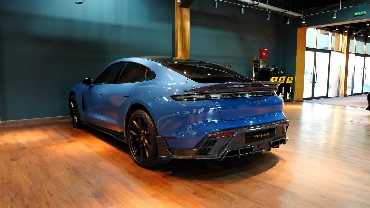 Porsche Taycan AT AWD (571 حصان) - 4