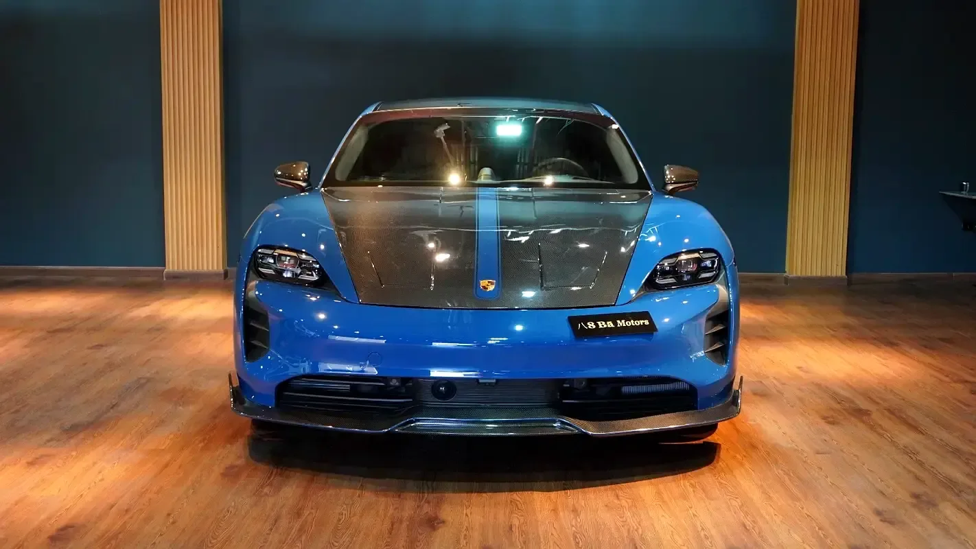Porsche Taycan AT AWD (571 حصان) - 2