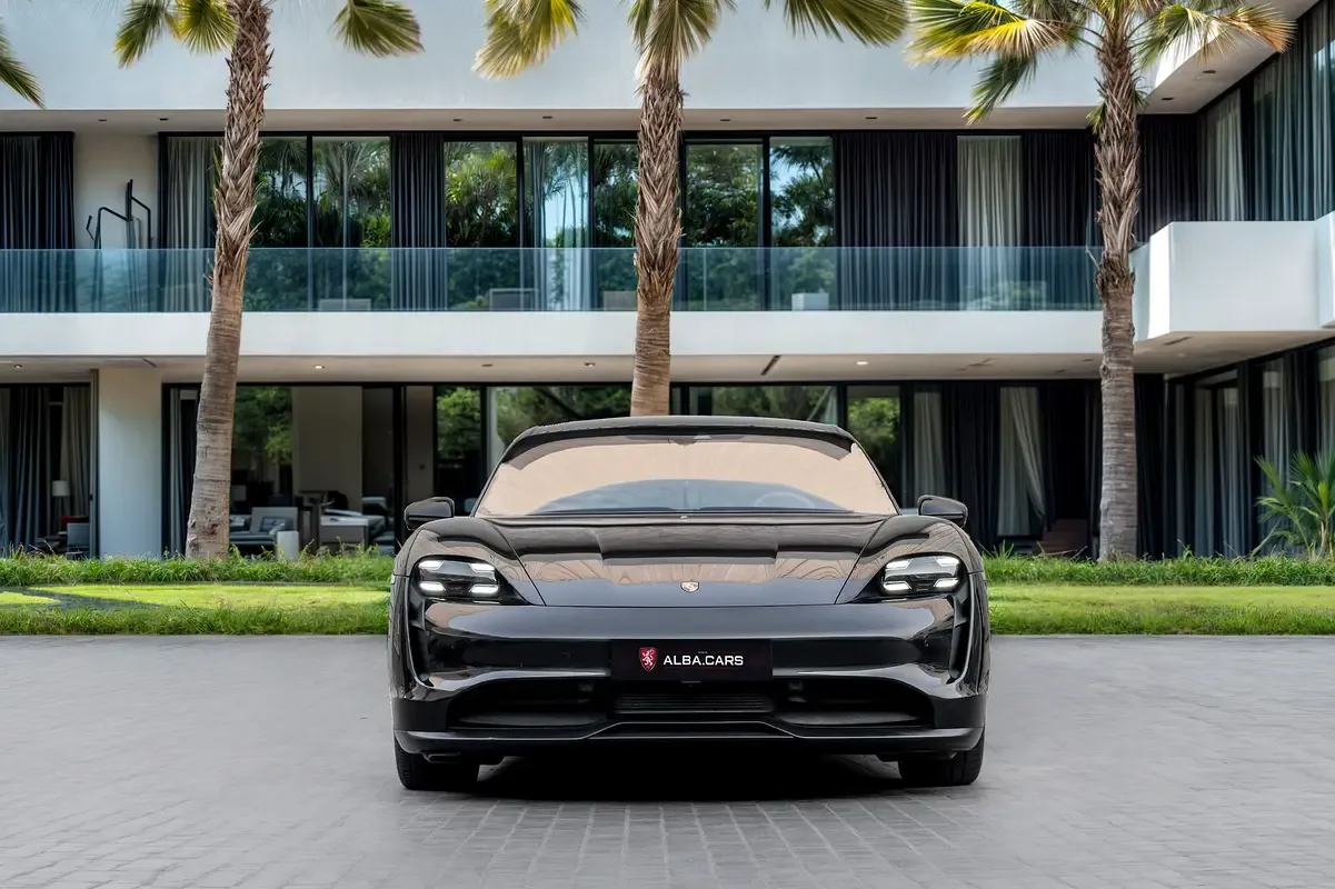 Porsche Taycan AT AWD (571 حصان) - 4