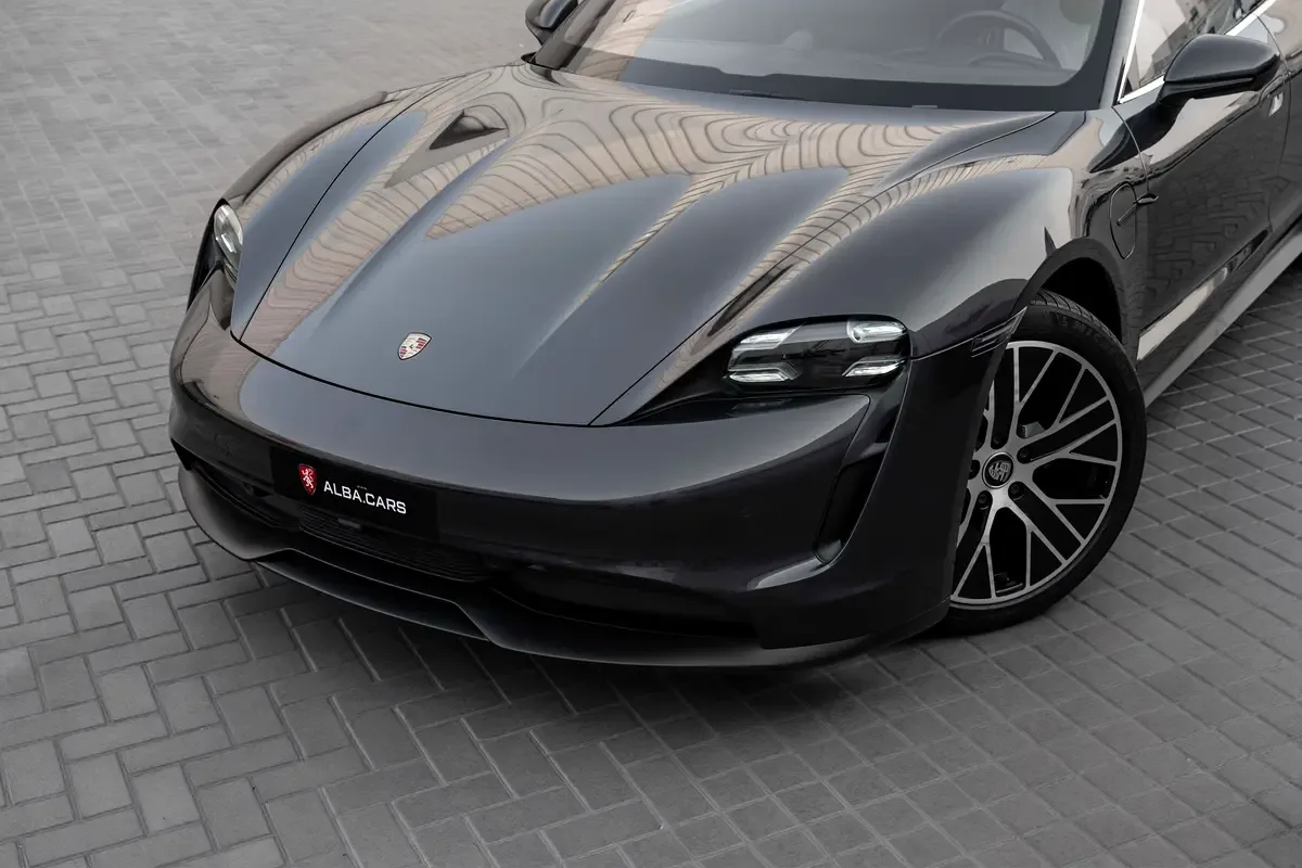 Porsche Taycan AT AWD (571 حصان) - 7
