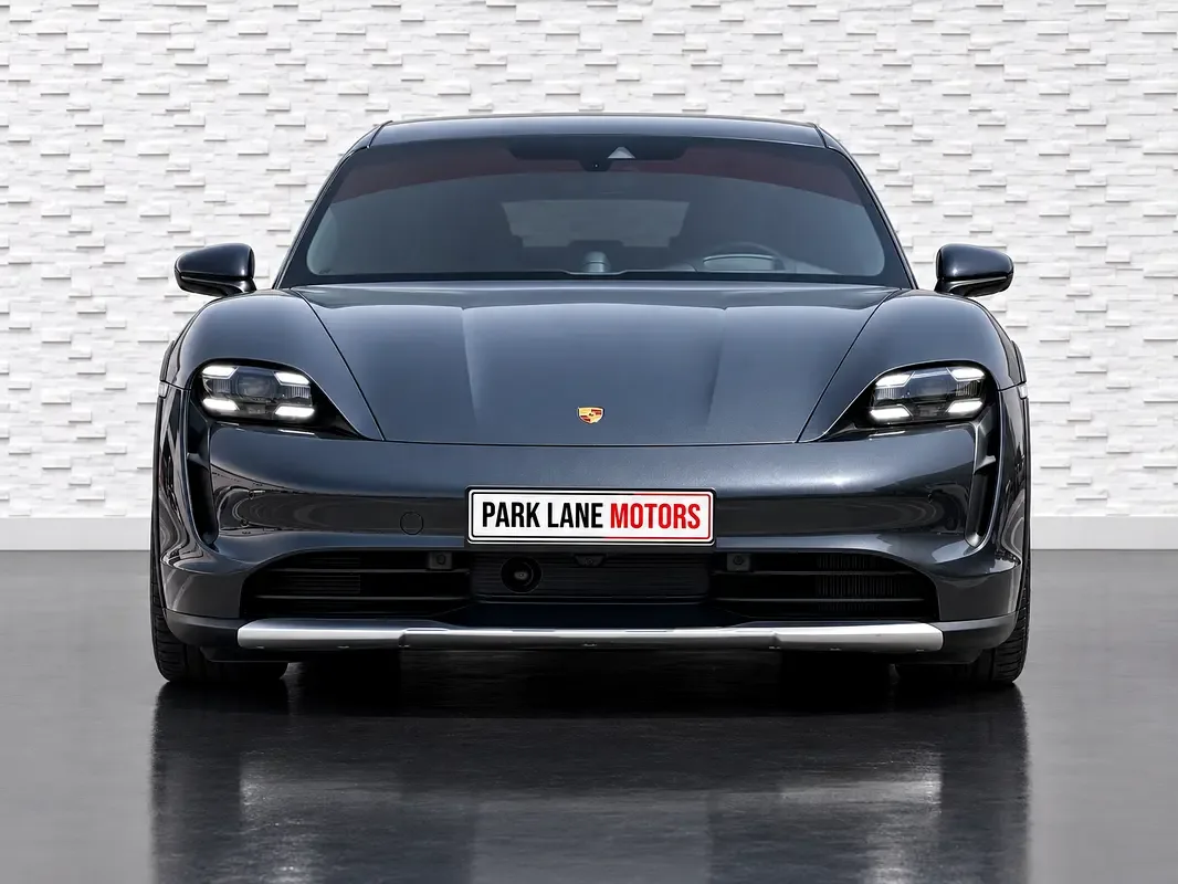 Porsche Taycan E AT AWD (884 hp) - 2