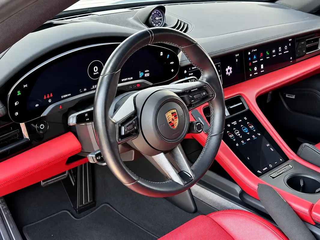 Porsche Taycan E AT AWD (884 hp) - 7