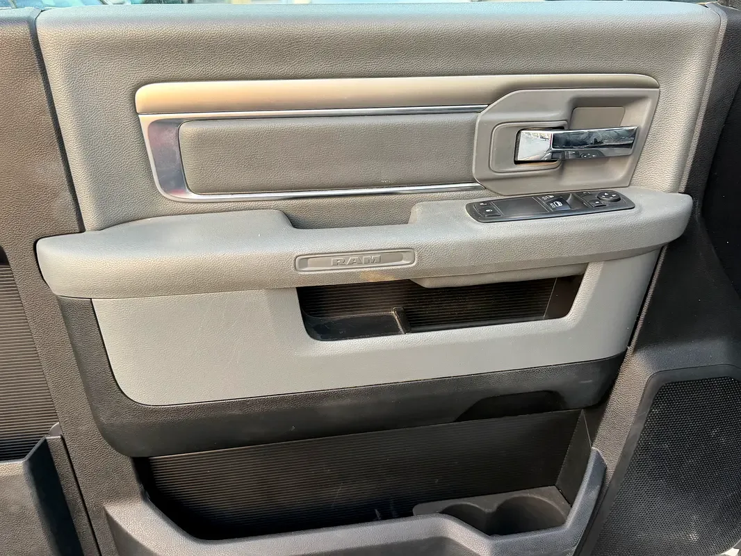 RAM 1500 3.6 AT AWD (305 hp) - 10