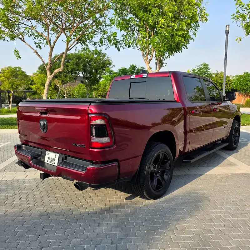 RAM 1500 5.7 AT (395 hp) - 5