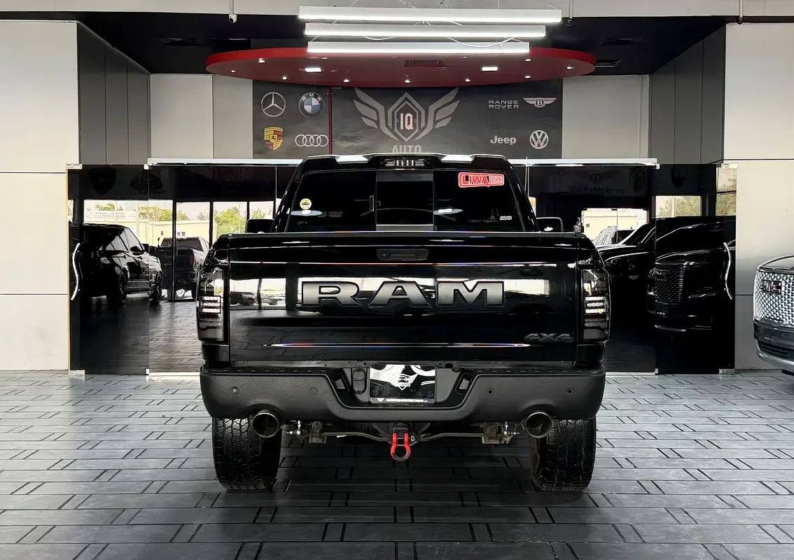 RAM 1500 5.7 AT RWD (395 hp) - 5