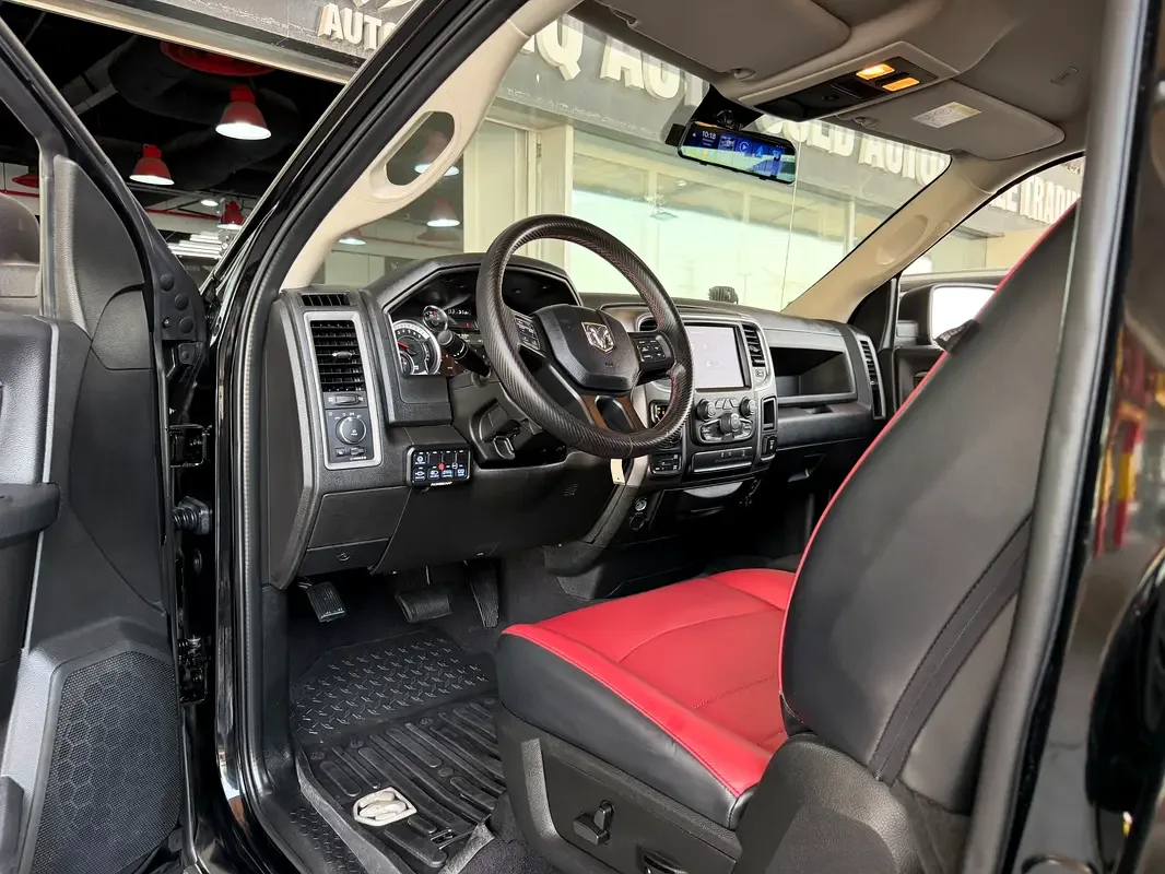 RAM 1500 5.7 AT RWD (395 hp) - 12