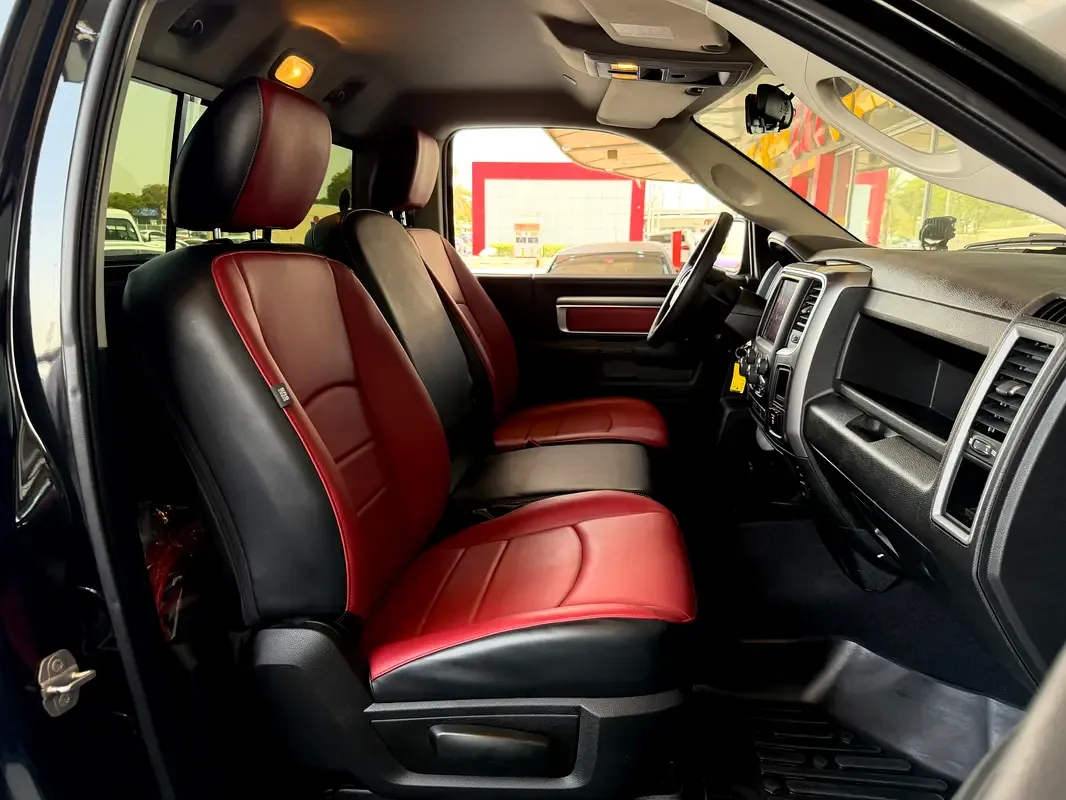 RAM 1500 5.7 AT RWD (395 hp) - 16