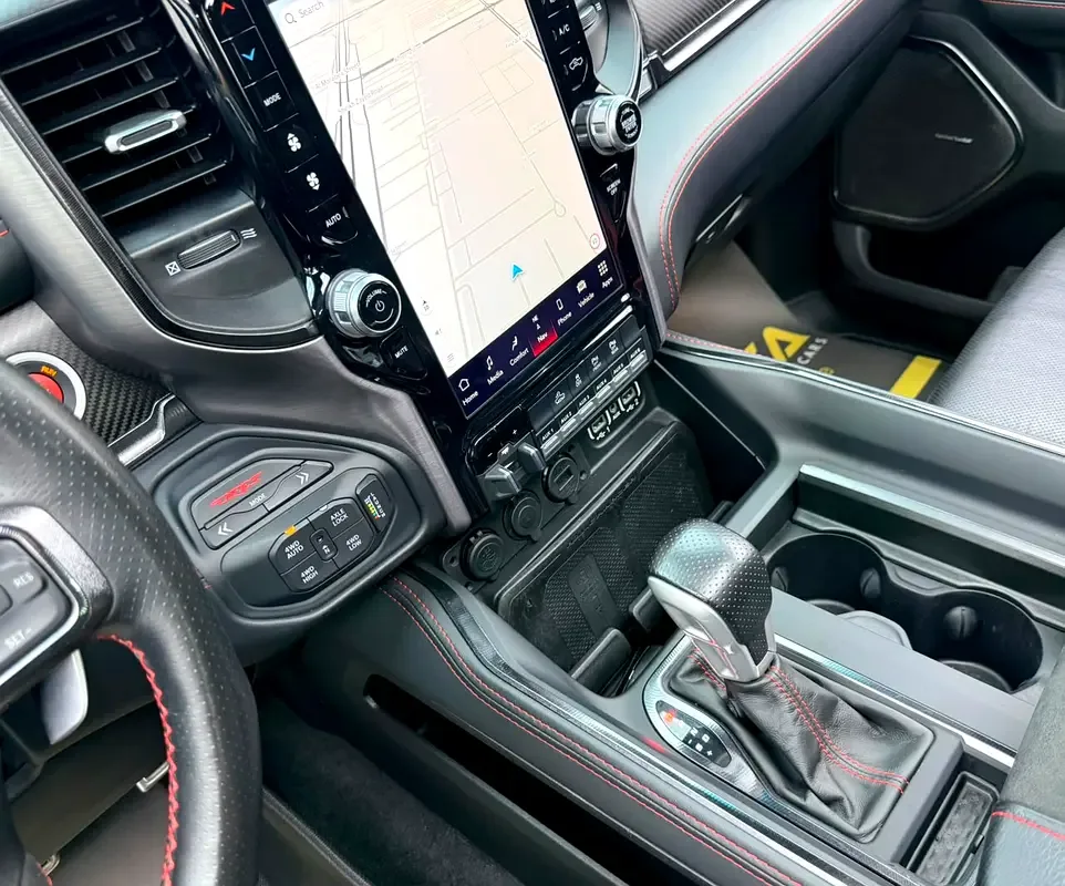 RAM 1500 5.7 AT RWD (395 hp) - 16