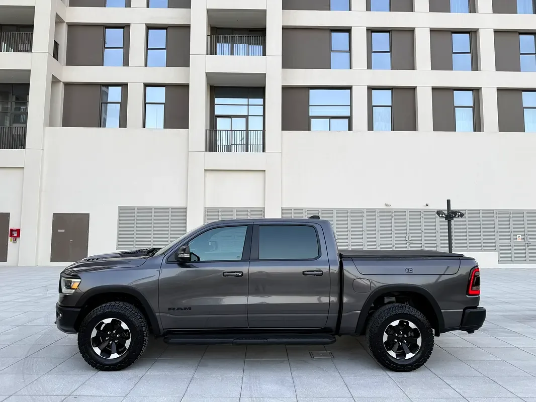 RAM 1500 5.7 AT RWD (395 hp) - 4