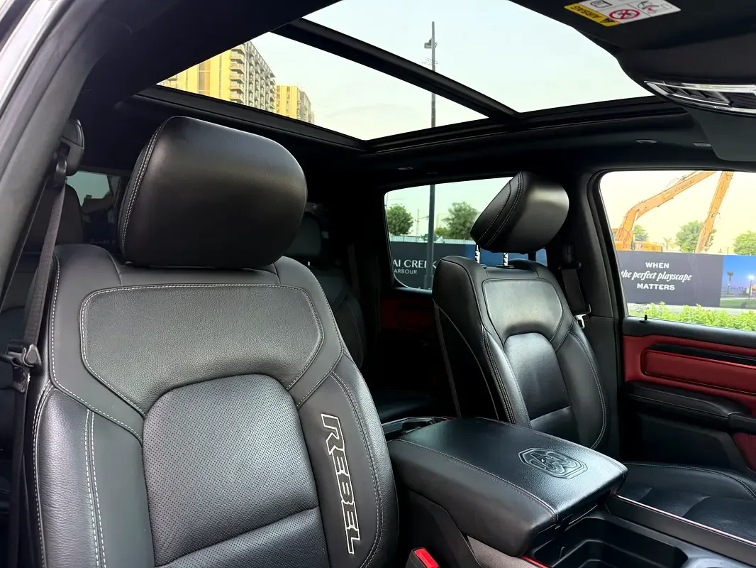 RAM 1500 5.7 AT RWD (395 hp) - 8
