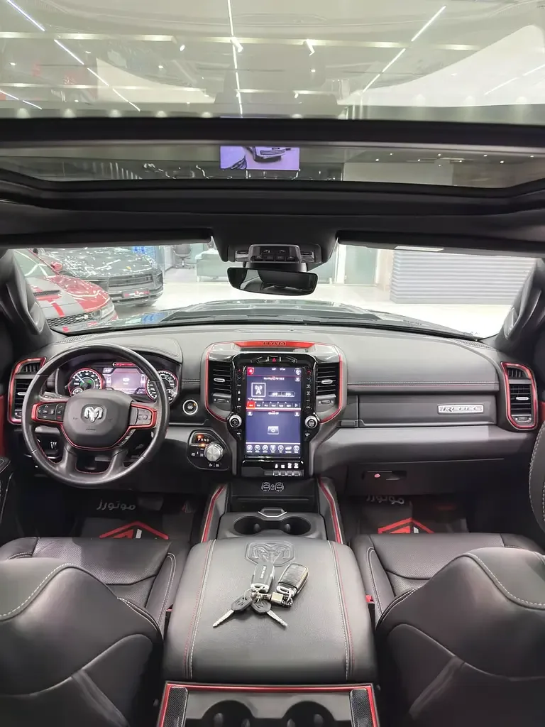 RAM 1500 5.7 AT RWD (395 hp) - 10