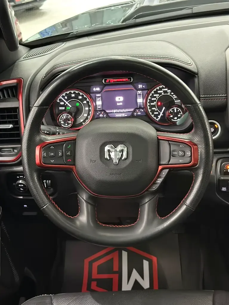 RAM 1500 5.7 AT RWD (395 hp) - 13