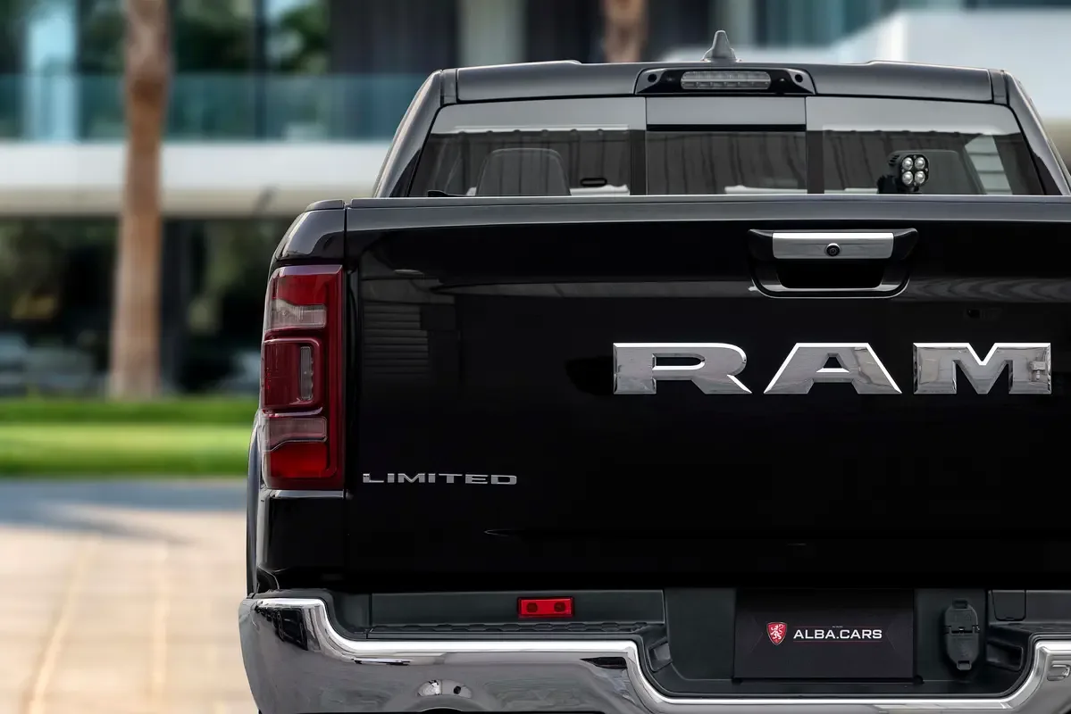 RAM 1500 5.7 AT RWD (395 حصان) - 6