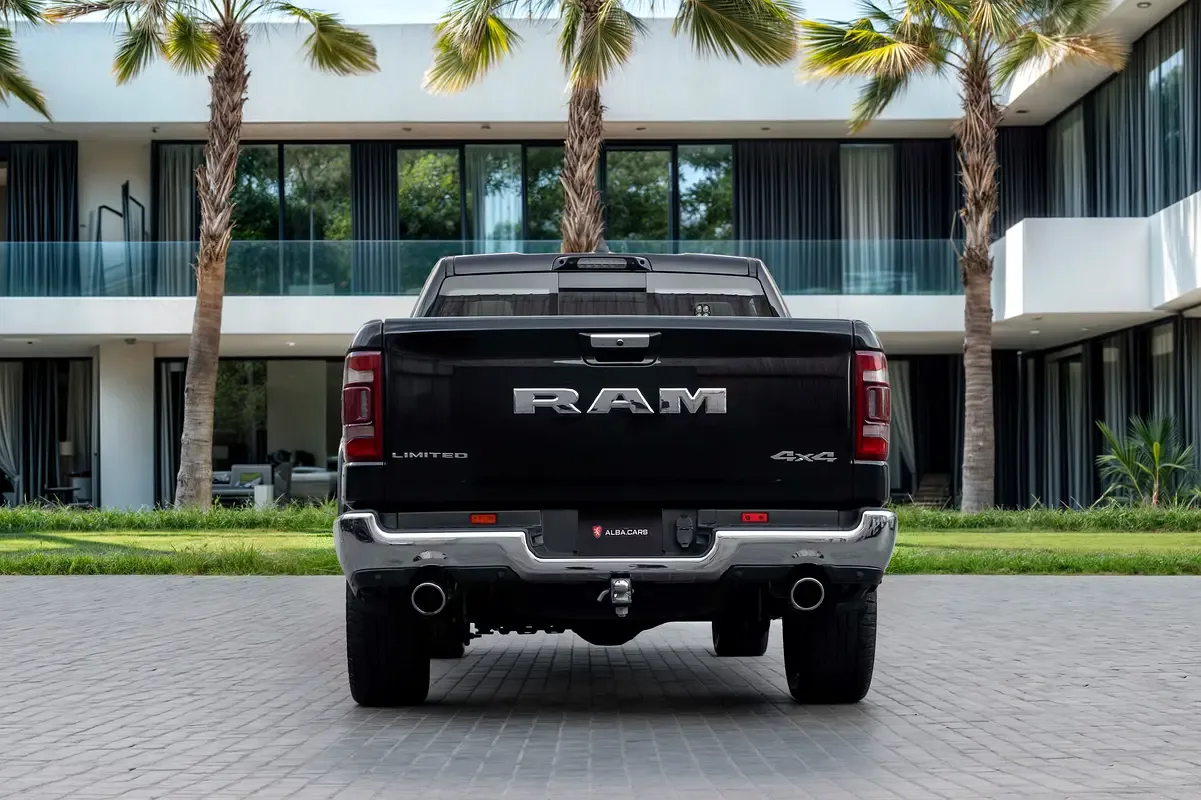 RAM 1500 5.7 AT RWD (395 حصان) - 5