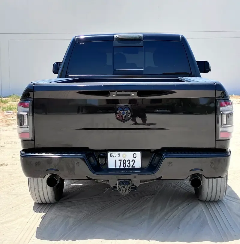 RAM 1500 5.7 AT RWD (395 حصان) - 5